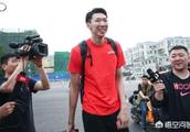 追梦人！周琦称世界杯后首选仍是NBA，有球迷却认为他是不想回到新疆队！你怎么看？