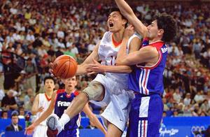 讨论：拿2000年中国男篮阵容来打NBA常规赛，东西部各能排第几？