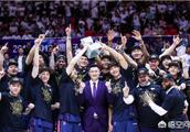 广东夺冠后，新疆球迷依旧留下观看冠军颁奖，苏群表示新疆球迷真好，对此你怎么看？