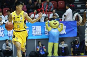 屡遭全华班八一羞辱 CBA头号鱼腩成本季最令人失望球队