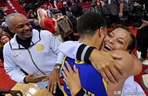 NBA库里老爹最新吐槽：看到了吧 ，这是我儿子， 我说下半场的
