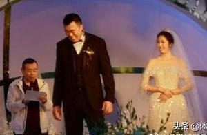 韩德君婚礼上不忘“挑衅”，面对杜锋“下战书”