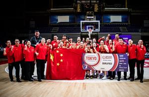 中国女篮晋级奥运会了，中国男篮的路在何方？
