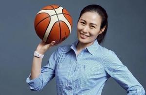 父母都在鞍山田径队，她却选择篮球，29岁成奥运会“救火”功臣