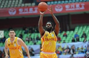 又一CBA弃将爆发！重返NBA单挑隆多不落下风，李春江后悔吗？