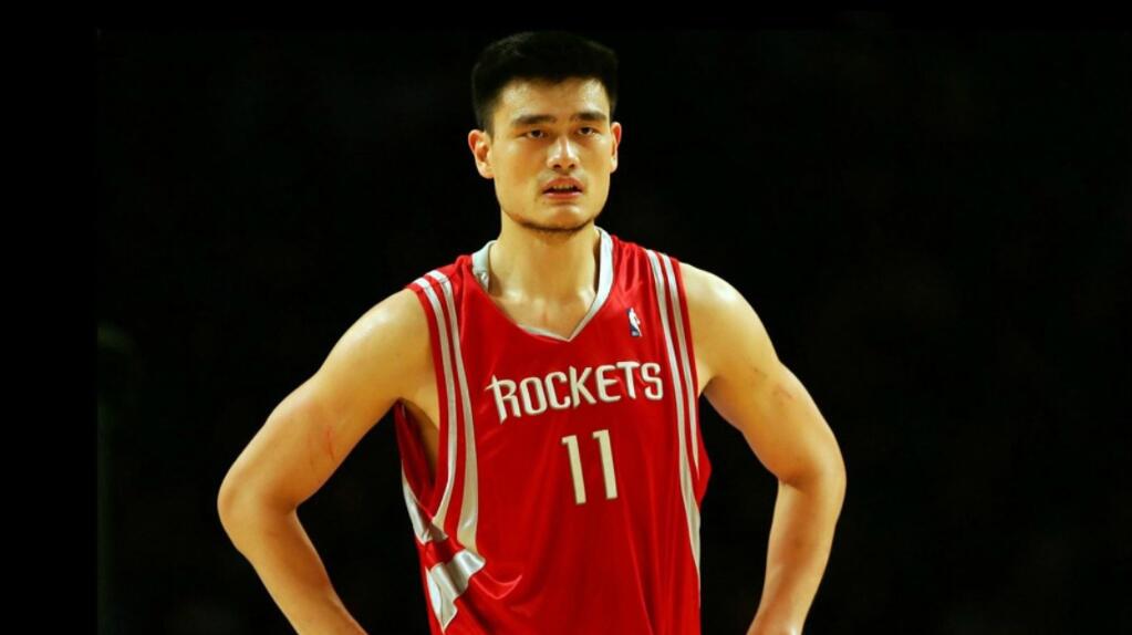 姚明拿过nba总冠军吗 姚明：中国篮球的象征与骄傲，他是否曾夺得NBA总冠军？